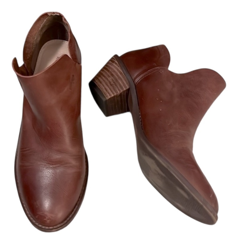 Kelsi Dagger Woman’s Brooklyn Cognac Brown Distressed Leather Heeled Ankle Boots